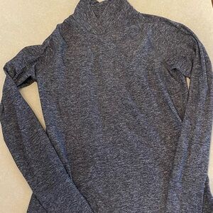 Lululemon Long Sleeve Sweatshirt